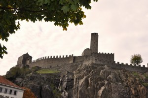 All'ombra del Castello