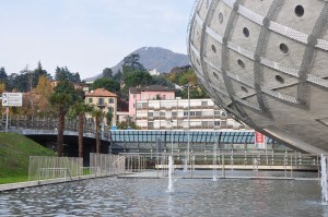 Esterno con piccola fontana